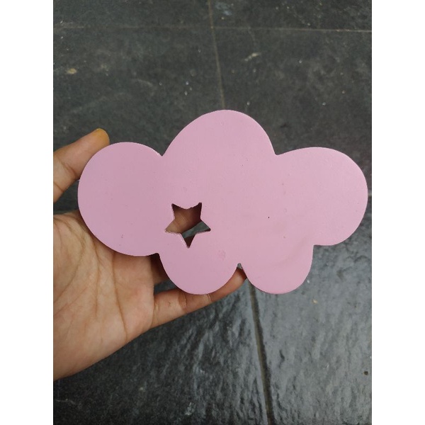 dekorasi dinding timbul awan lucu untuk dekorasi kamar