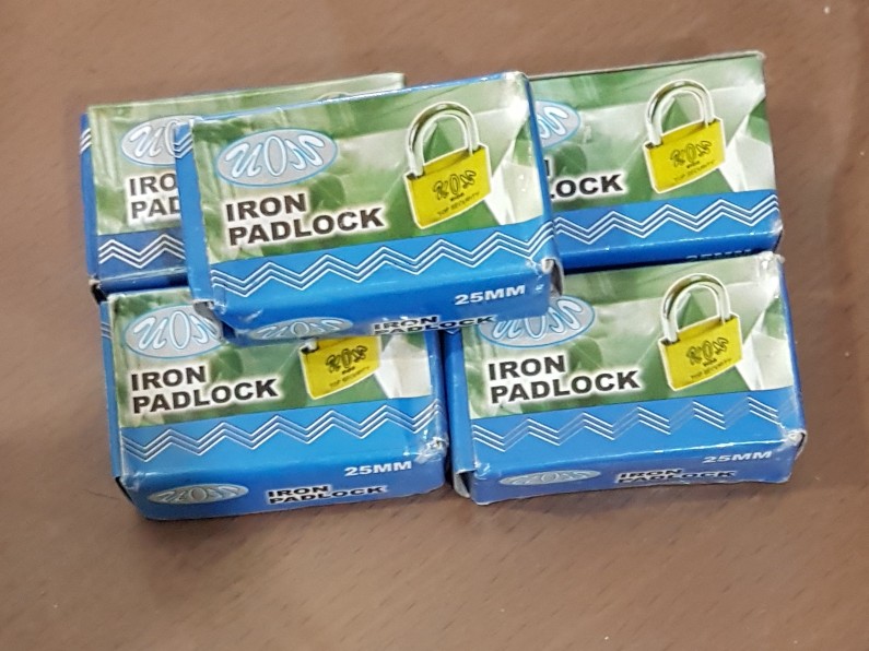 Vion Gembok Kuning 25mm