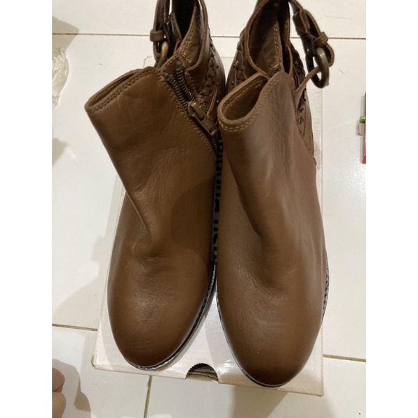 hush puppies sale boots