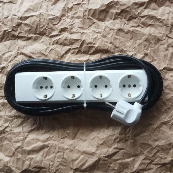 Stop Kontak Broco 4 lubang + Kabel - Terminal Sambungan Listrik