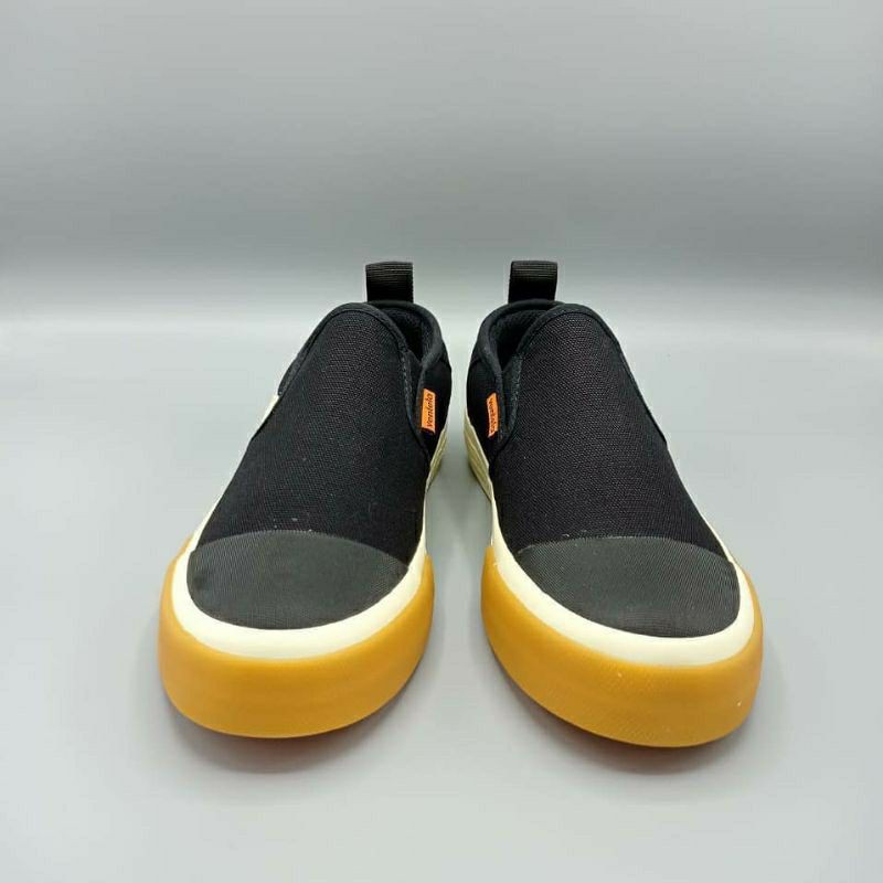 Ventela Slip On Armor Black