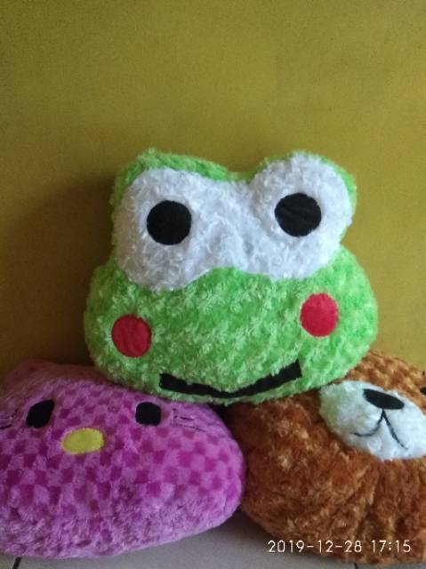 Bantal bulu kepala karakter size:L