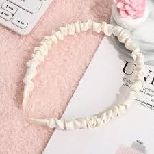 Bando Kerut / Bando Korea Kerut Satin / Srunchie Headband Kerut / Bandana Scrunchie Satin Warna Pastel