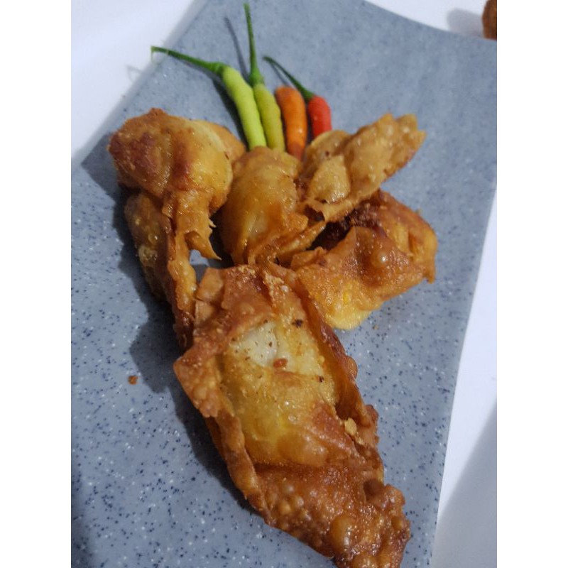 

Pangsit kriuk isi 4(siap makan / matang)