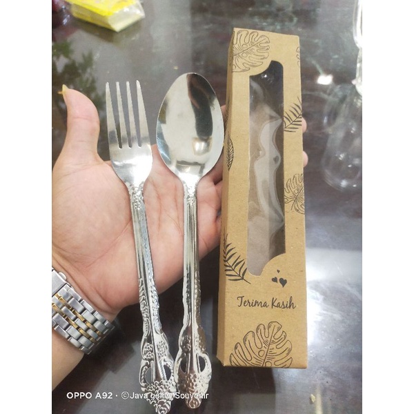 Souvenir Sendok & Garpu kemasan Box