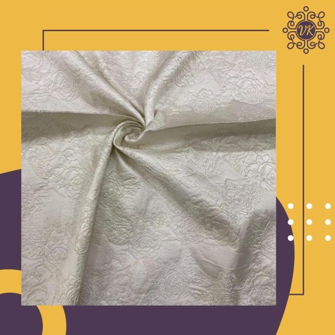 Kain Jacquard Emboss Kembang Timbul warna putih