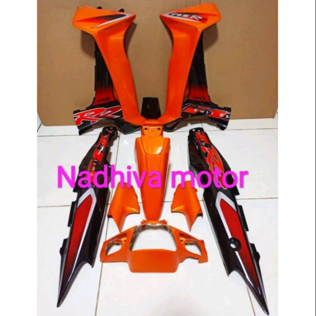 Cover body set fizr hitam orange..