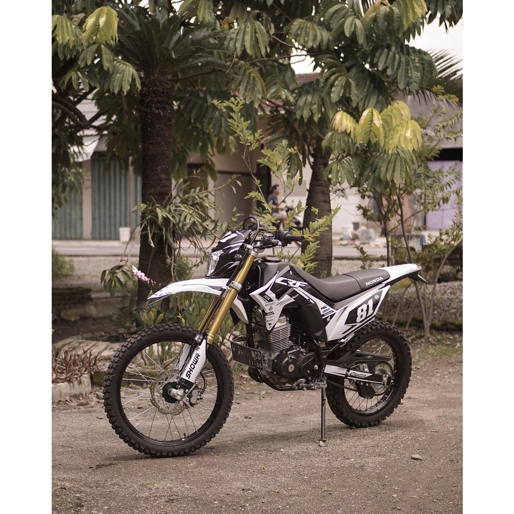 Decal crf150L putih - stiker crf150L putih full body bebas custom