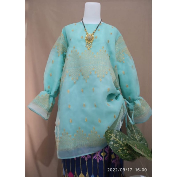 BAJU BODO ORGANZA MOTIF BUNGA PADI