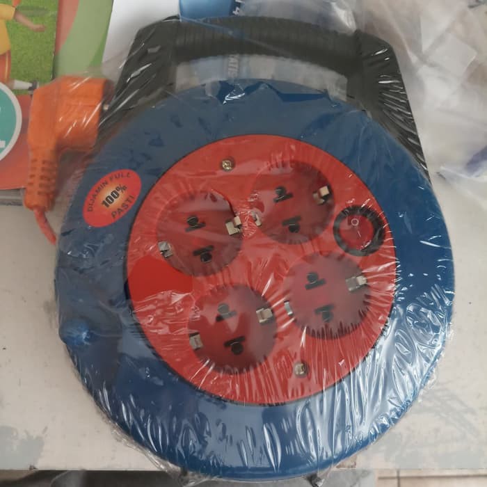 Kabel rol 10 meter. kabel box 10 meter. stop kontak besar
