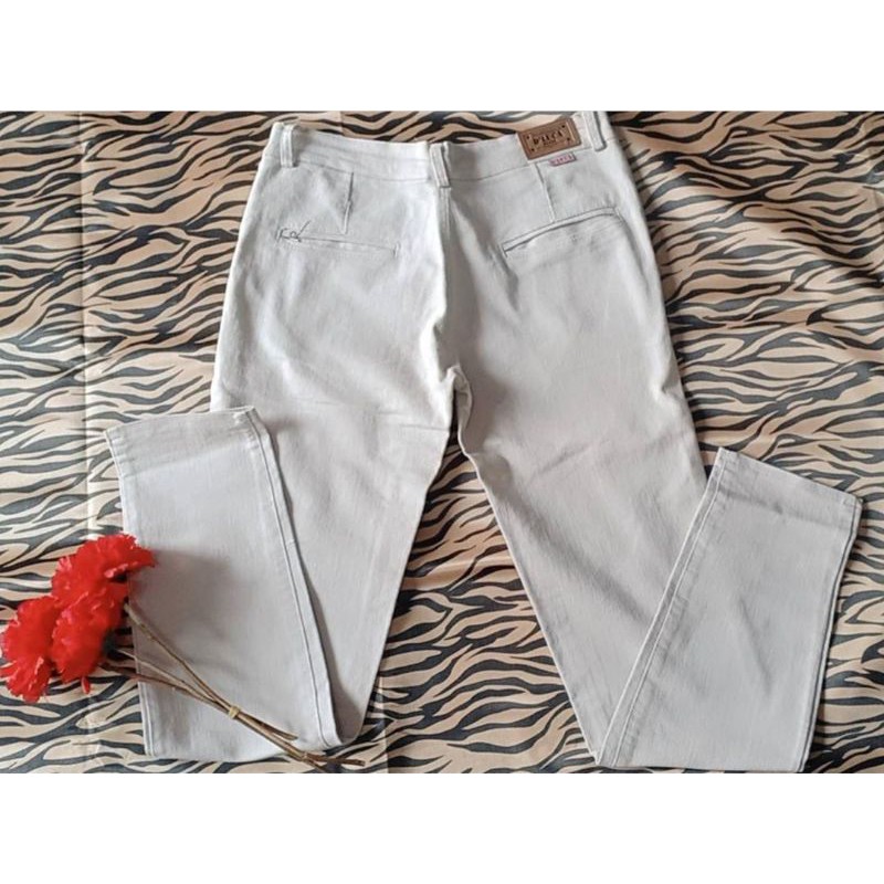 Preloved Chino Warma Cream Size 27