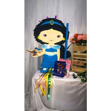 Pinata tarik Princess jasmine