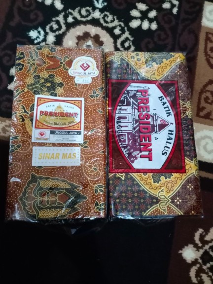 Kain Batik Katun Panjang Jarik Prodo Prada Solo H. Santoso Istana Presiden Motif Delimo Premium