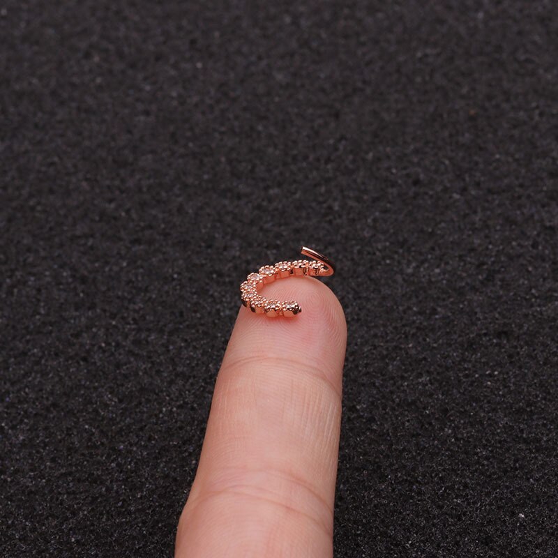 1pc Anting Tindik Telinga 8mm Warna Rose Gold Hias CZ Untuk Priawanita