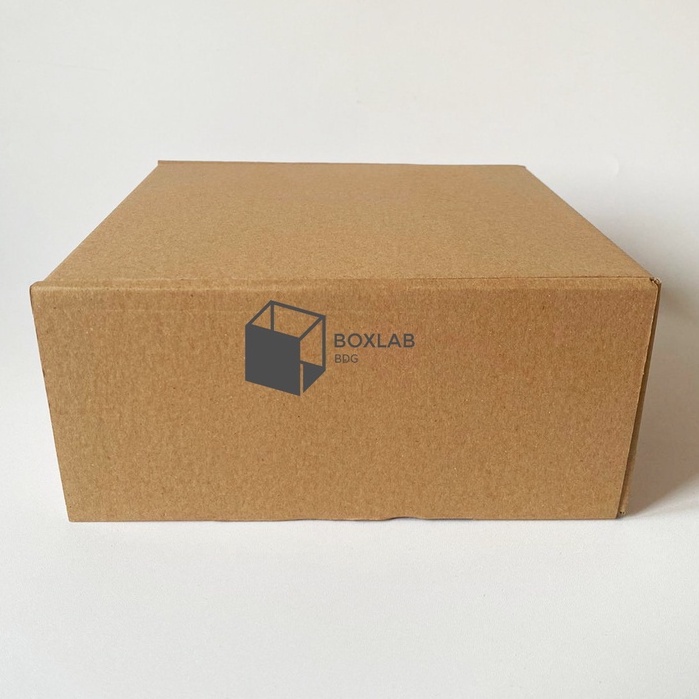 

Box 22x22x10 cm, Box Corrugated, Dus Baju , Box Packaging DC 222210
