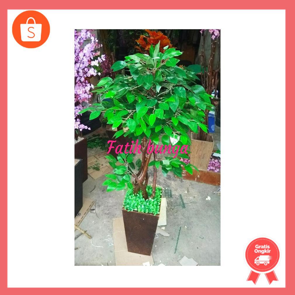 pohon beringin bunga plastik