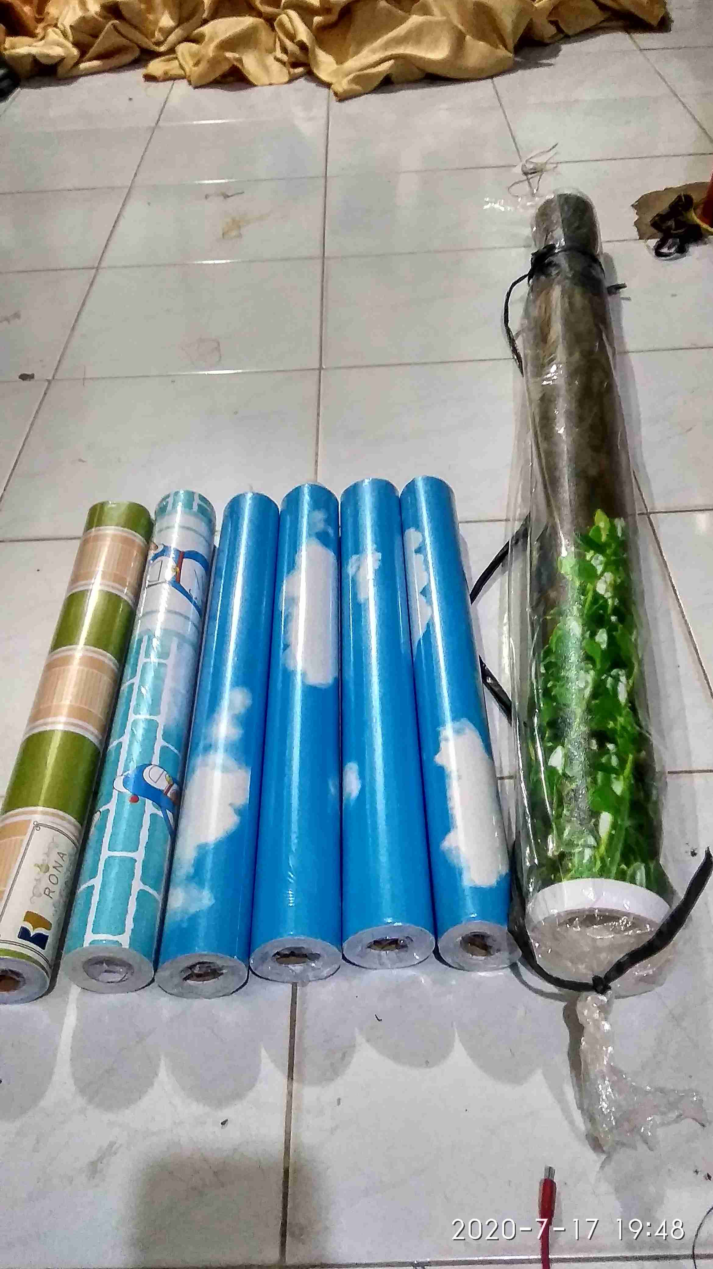 Wallpaper Stiker Dinding Salur Hijau 10m X 45cm