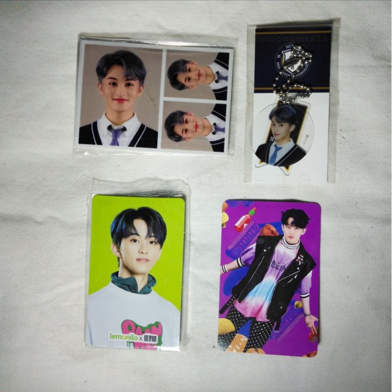 MARK B2S BACK TO SCHOOL NCT 127 SHARING