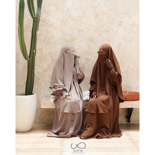 PRELOVED ABAYA MALIKA BY SOFNI + KHIMAR BASIC MALIKA