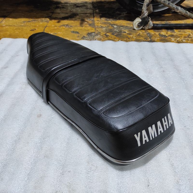 Cover Sarung Jok Sadel Yamaha V80 v 80 platina CDI Kulit original ori Press Nos