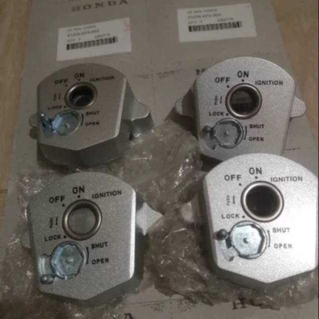 Cover kunci kontak CbR 150 Thailand karbu