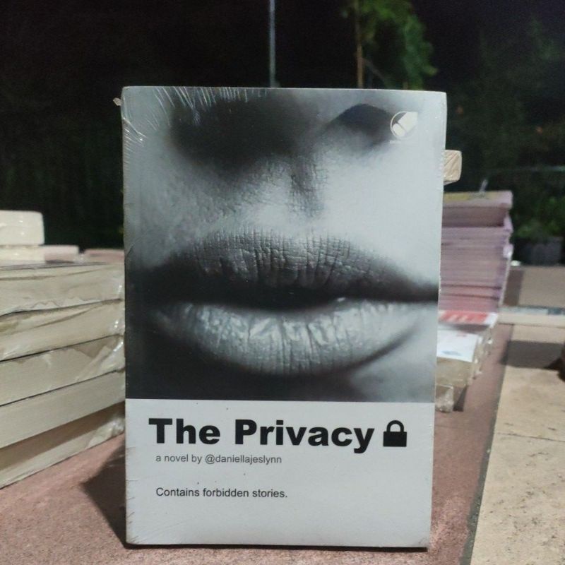OBRAL NOVEL FANTASI / TIME RIDERS / THE TAKER / THE RECKONING / THE DESCENT / ORIGINAL #4A #14B-The Privacy