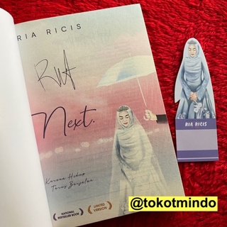 NEXT Ria Ricis Limited Version TTD Penulis Bonus NEXT Ria Ricis Limited Version TTD Penulis Bonus