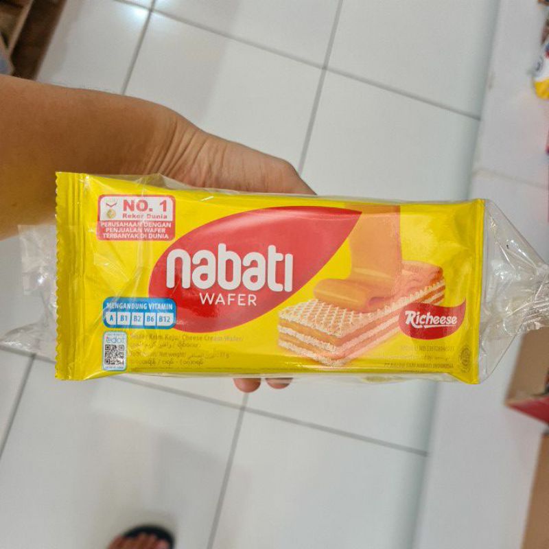 

nabati wafer 17 gr (1 pack isi 10)