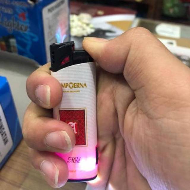 Mancis Korek Api Gas Senter Bara Metro Lighter GM-111 Label Rokok