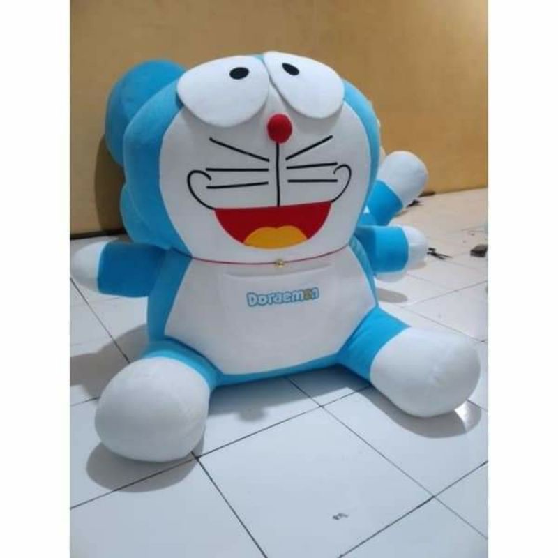 Boneka doraemon jumbo besar 80cm