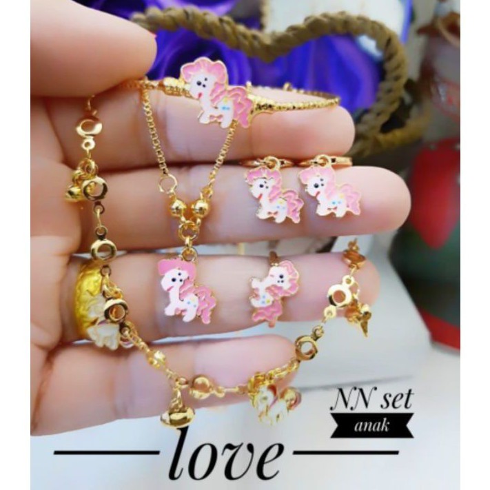 Set Perhiasan TITANIUM ANAK Lapis Emas Kalung Gelang Tangan Kaki Anting Cincin Kuda Poni Xuping Gold
