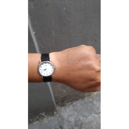 jam tangan seiko avenue quartz batrai second bekas original