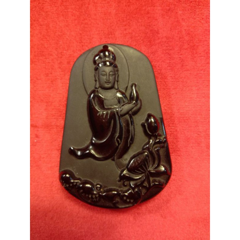 Liontin Batu Hitam Dewi Kwan Im