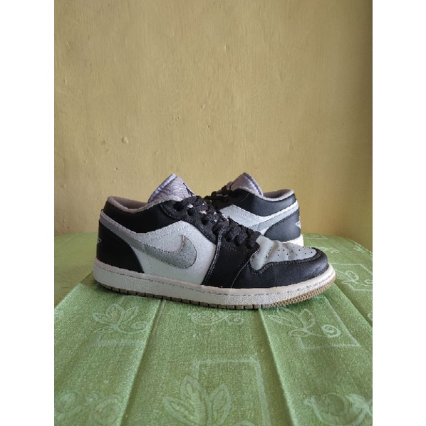 NIKE AIR JORDAN RETRO 1 LOW LIGHT SMOKE SHADOW