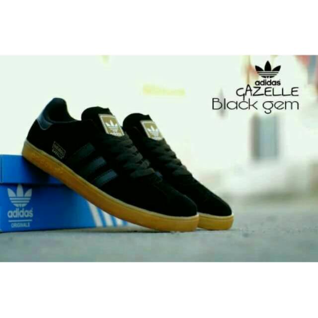 Adidas gazelle full black sol gum