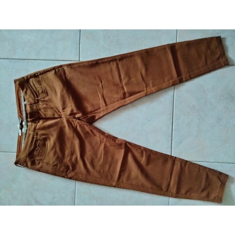 CELANA WANITA/MEREK FLIES/PRELOVED PRIBADI