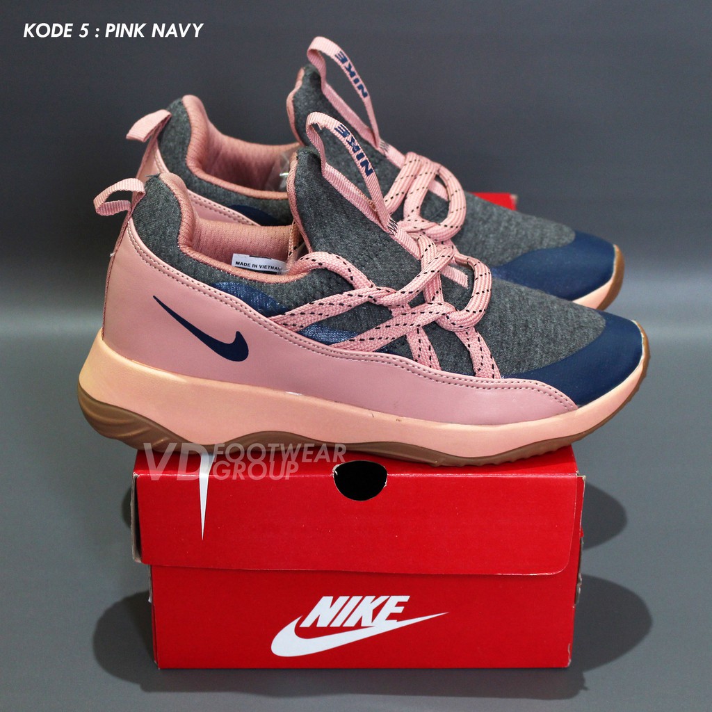 sepatu running nike wanita original