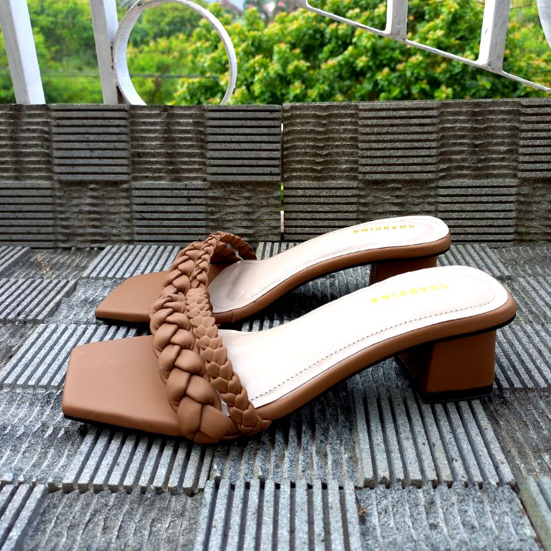 Shabrina Heels Double Kepang Adlina Brown Sepatu Big Size Jumbo 41-45