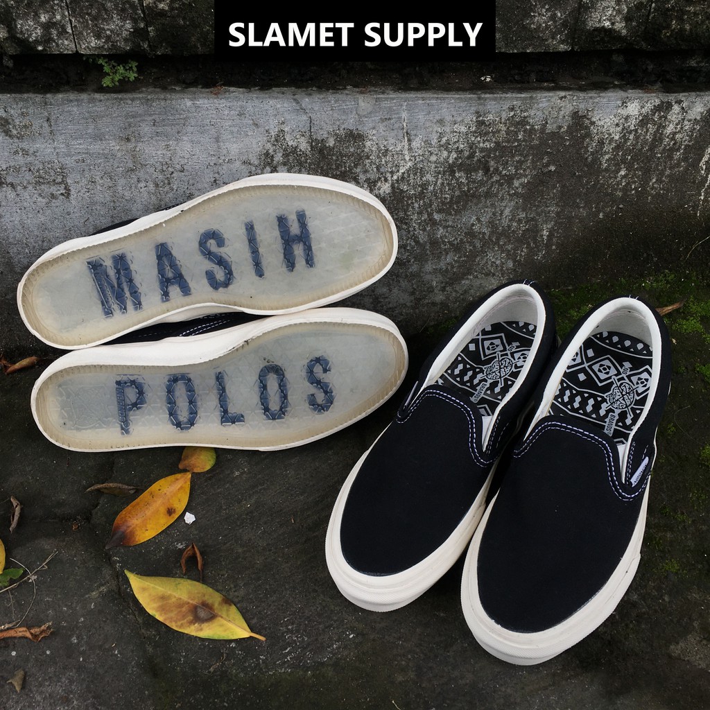 NOBRANDS FOOTWEAR SELOP AKU MASIH POLOS BW AMP OPEN BO BLACK WHITE NO BRANDS NOBRAND SLIPON POLOS