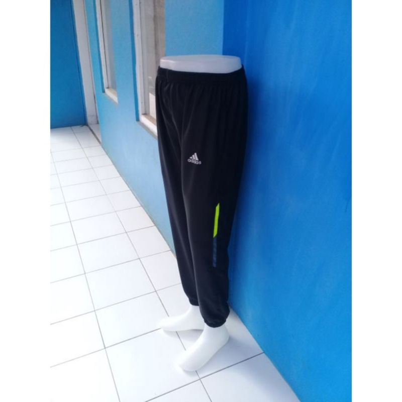 Celana Olah Raga Training  Parasut Premium / Celana Olah Raga Panjang,joger (Standar, dan Jumbo)