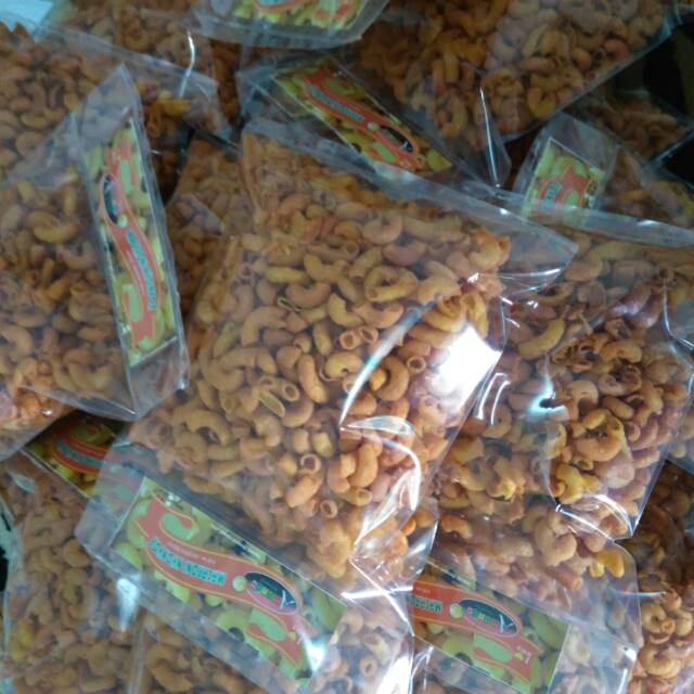 

Makaroni nyonyor Banyuwangi 1kg