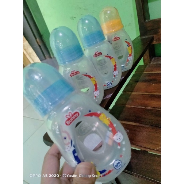 LUCU !!! Botol susu Lusty Bunny Bentuk Donat 120 ml / 250 ml