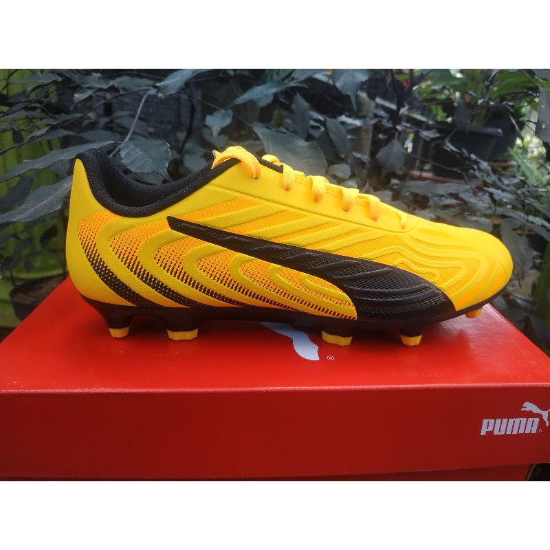 Sepatu bola PUMA ONE 20.4 FG/AG