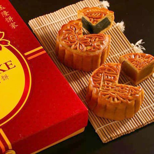 

Moon Cake Kue Bulan Tiong Tong Chiu Ciu Pia Phia Kulit Coklat Gaya Bali