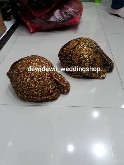 Jarit dan Blangkon motif kembar