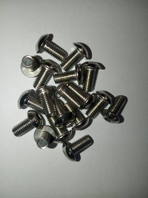 Button L M5 x 10(1cm) stainless 304