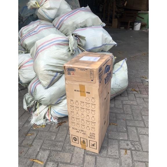 

Hardbox Hampers/Box/Kotak Kado/Lebaran/Idul Fitri/Kemasan Makanan/Kemasan Kokoh Tebal/Kardus Packing/Packaging Aman/Bungkus Kado
