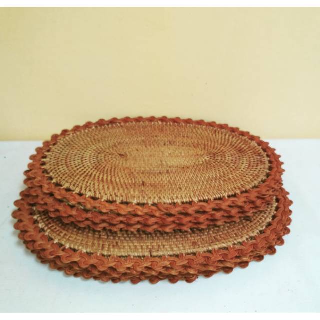 Alas piring dari rotan set isi 4 Shopee Indonesia Alas piring dari rotan set isi 4 Shopee Indonesia