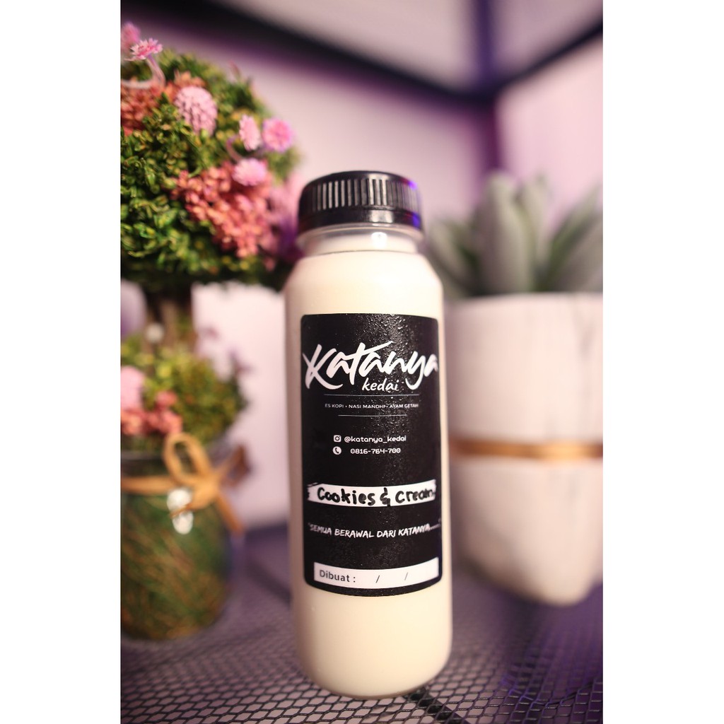 

Cookies & Cream Latte 250ml & 1 liter(khusus kurir instant - same day)