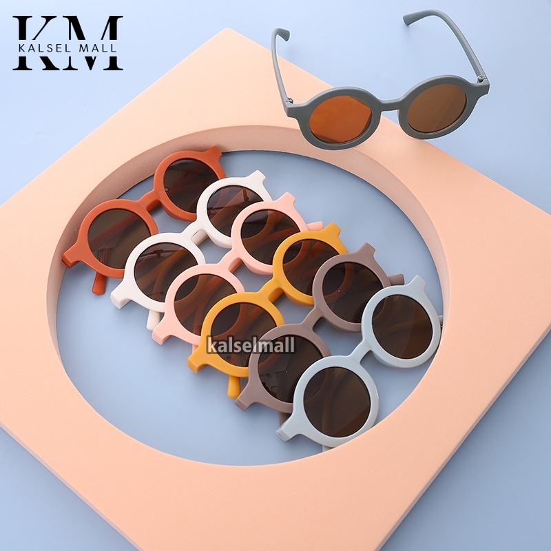 Kacamata Anak Cowo Cewe Untuk Laki-Laki Perempuan Kaca Mata Hitam Anak 1 2 3 4 5 6 7 8 9 10 Tahun Bingkai Bulat UV Anti Radiasi Ultraviolet Anti Silau Sinar Matahari Antiradiasi Sunglasses Lucu KCA4